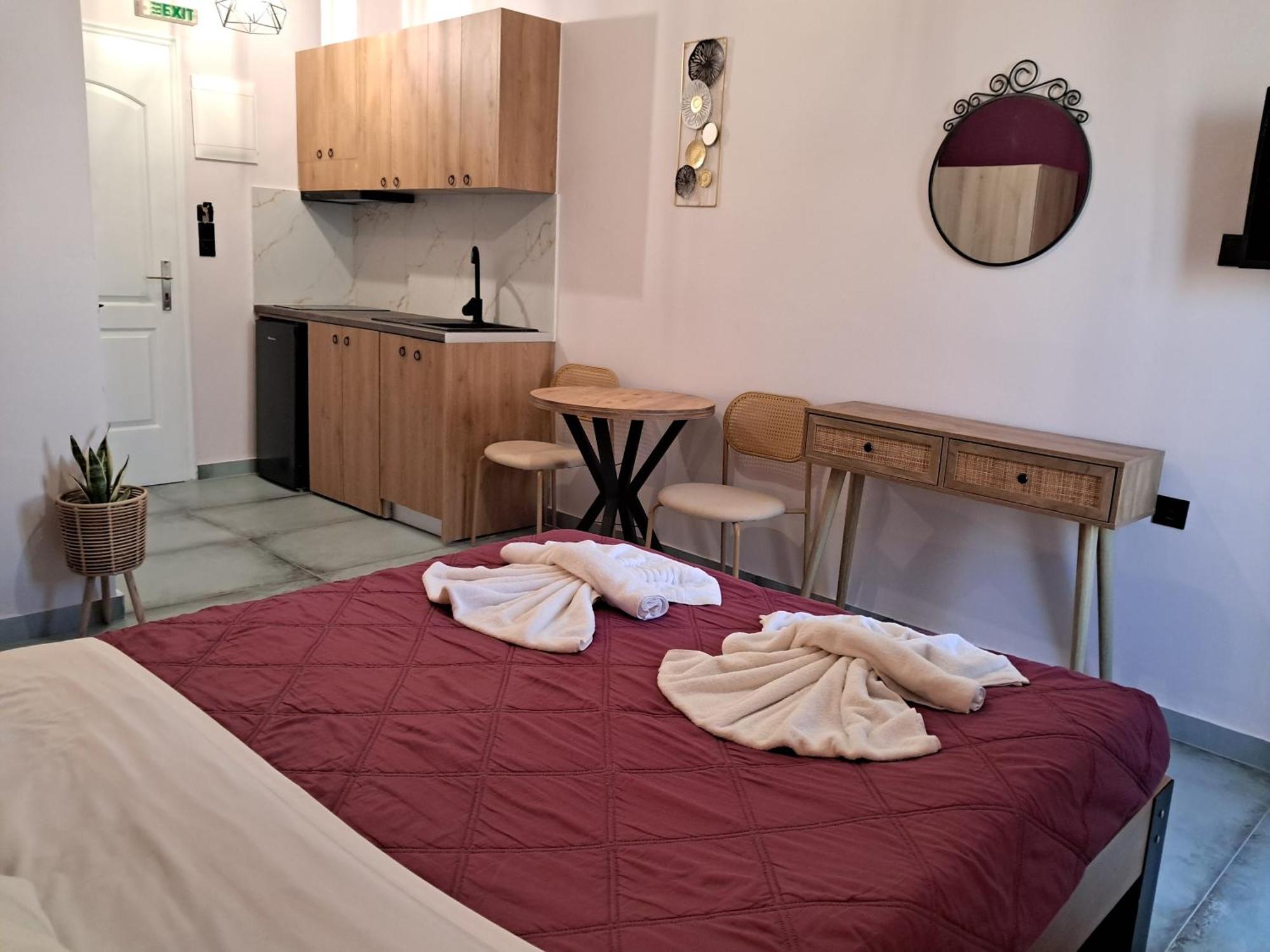 Poppy Beloni Aparthotel Chania  Exterior foto